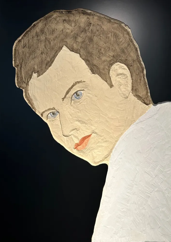 Múltiplo Balkenhol - Mann mit weißem Hemd