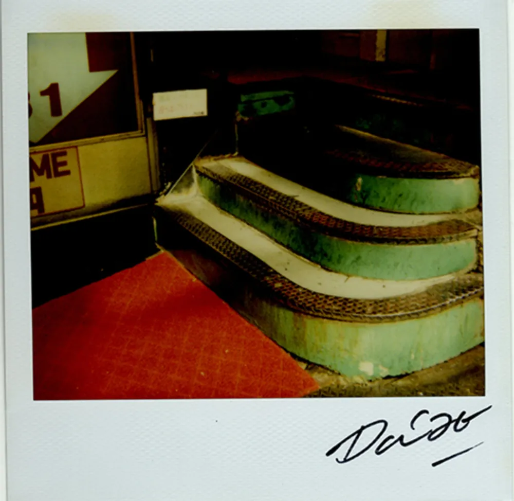 Múltiplo Moriyama - Bye-Bye Polaroid 7