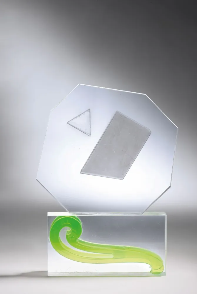 Múltiplo Baj - Busto