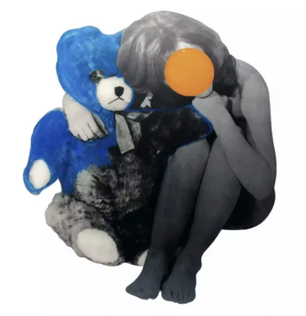 Múltiplo Baldessari - Girl with Teddy Bear
