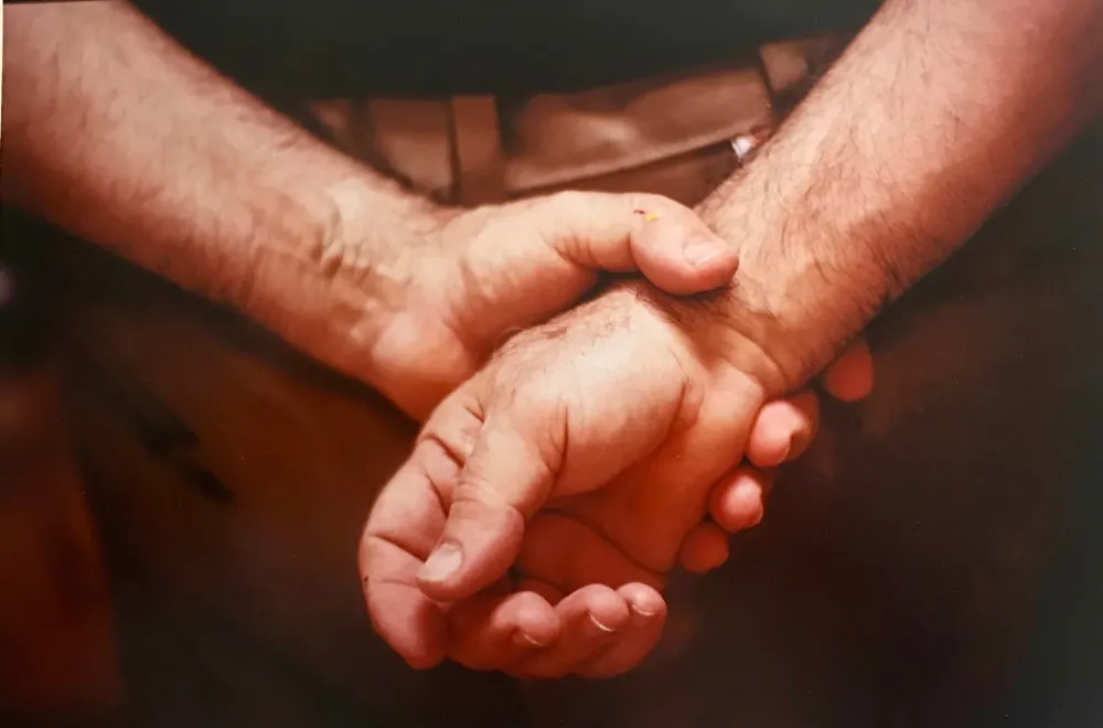 Fotografia Blum - Sam Francis hands 