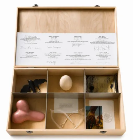 Múltiplo Bourgeois - ACT UP Art Box