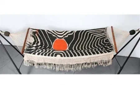 Múltiplo Calder - Zebra Hammock: Soft Sculpture (Hamaca) 