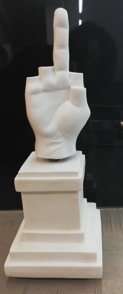 Sem Técnica Cattelan - L.O.V.E. Carillon