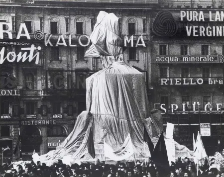 Fotografia Christo - Piazza Duomo