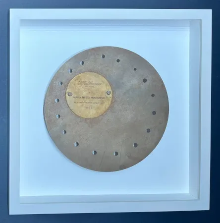 Sem Técnica Fontana - Lucio Fontana (1899-1968) - Lucio Fontana's metal sculpture commissioned by Alfa Romeo - 1964