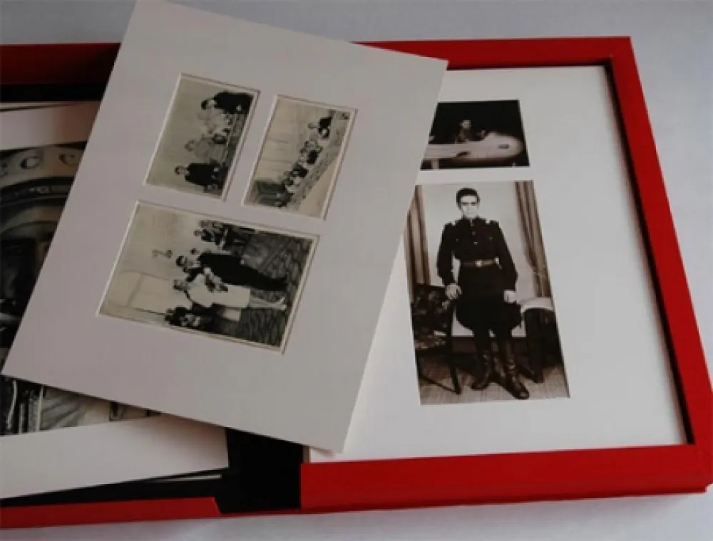 Livro Ilustrado Fontcuberta - Sputnik (portfolio)