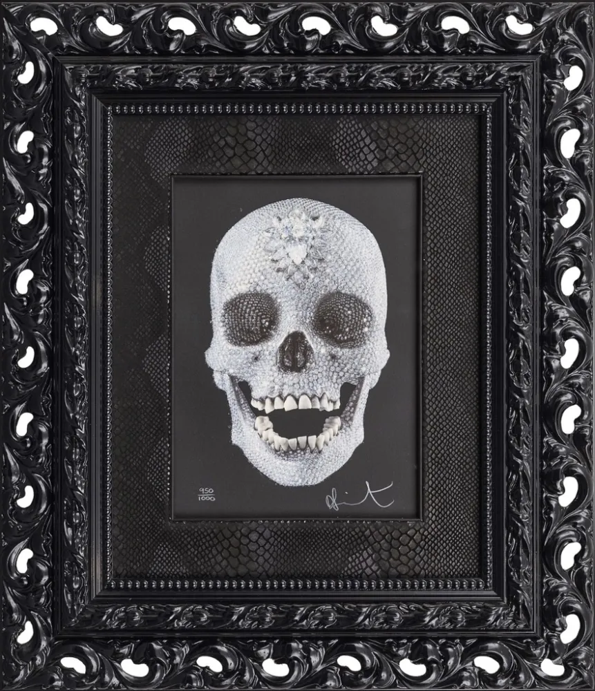 Múltiplo Hirst - FOR THE LOVE OF GOD