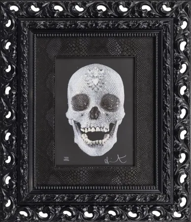 Múltiplo Hirst - FOR THE LOVE OF GOD