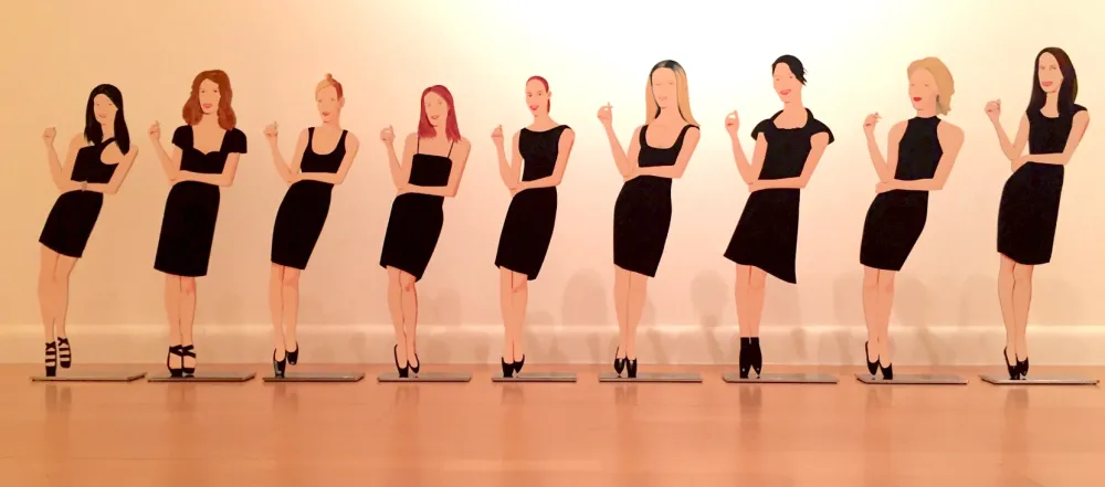 Sem Técnica Katz - Black Dress Cutouts (set of 9)