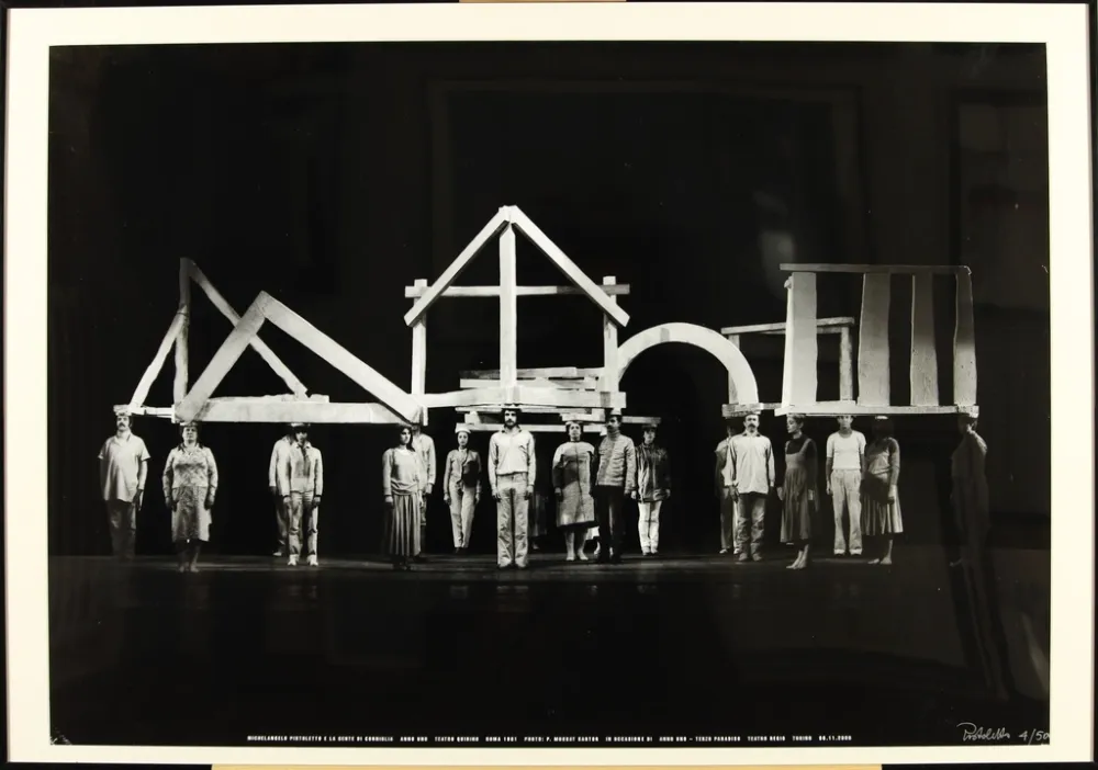 Fotografia Pistoletto - Michelangelo Pistoletto e la gente di Corniglia