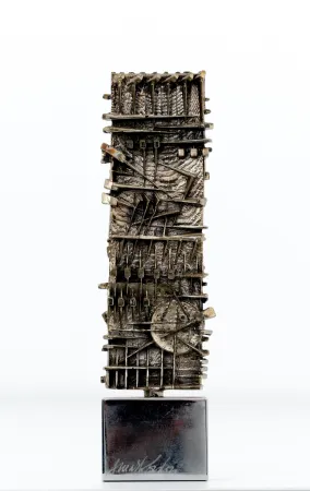 Múltiplo Pomodoro - Stele per FIAT