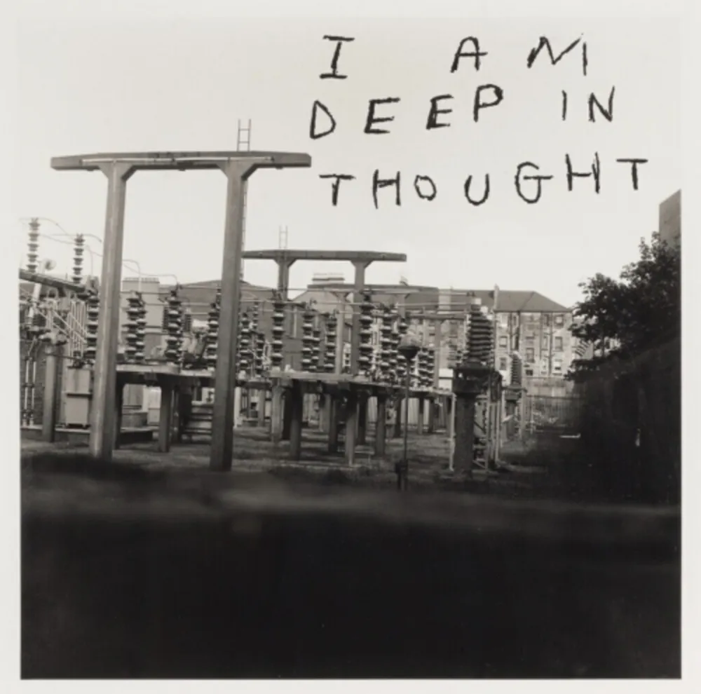 Múltiplo Shrigley - I Am Deep In Thought