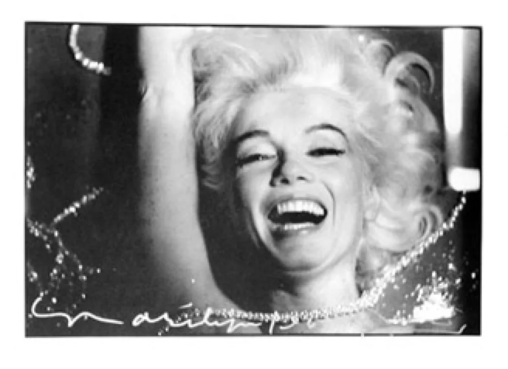 Fotografia Stern - Marilyn Monroe Laughing in Pearls
