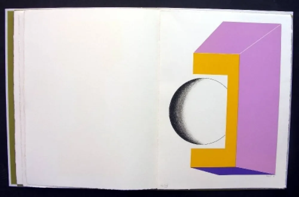 Livro Ilustrado Sugai - October: the silence