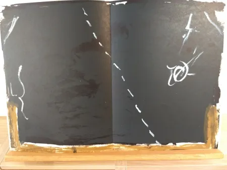 Livro Ilustrado Tàpies - DLM168