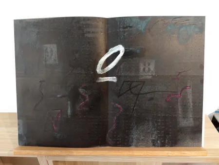 Livro Ilustrado Tàpies - DLM234