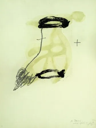 Água-Forte Tàpies - UN FRAGMENT DE STATUE DANS L’HERBE D’UN ENCLOS ENCORE DÉSERT